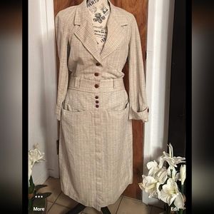 porsha vintage 2 PC jacket and skirt sz 11-12 tan